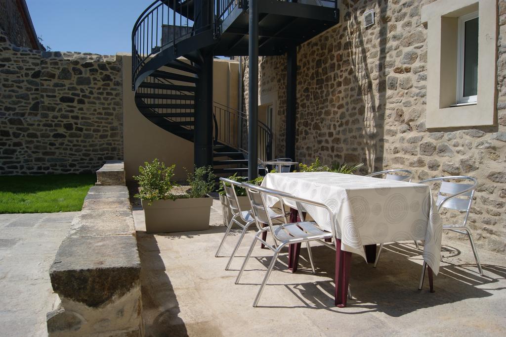 Au Fil De L'Eau - Le Bord De Rance Apartment Dinan Exterior photo